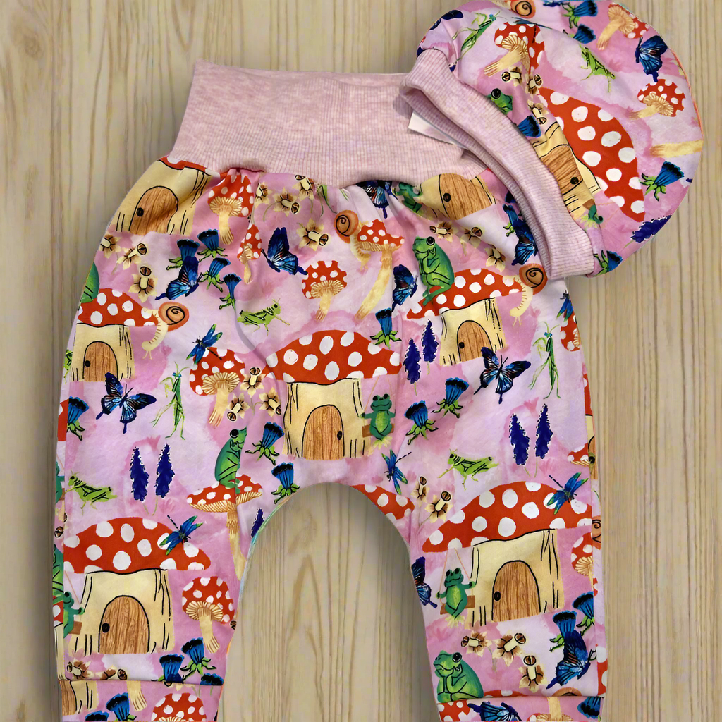 Baby Harem Pants and Hat Set - 6-12 Months