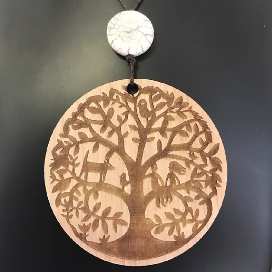 Pendant Family Tree