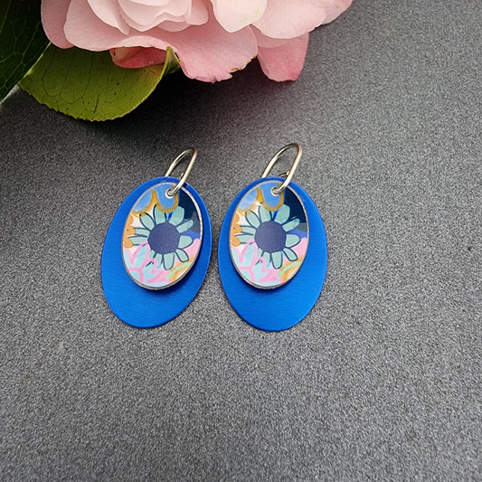 A Forever Flowers Earrings