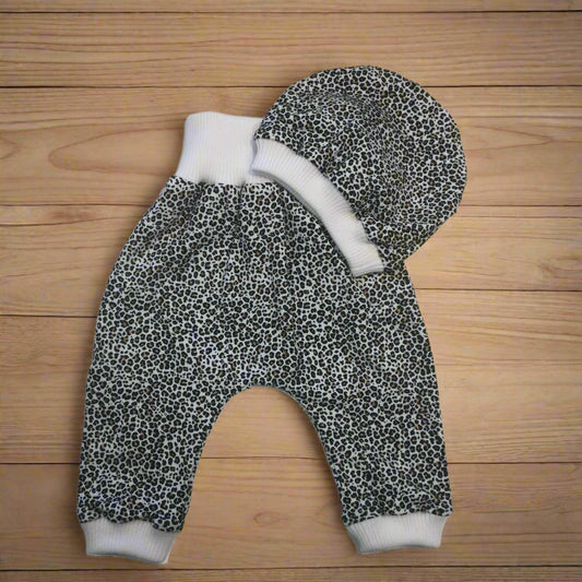 Baby Harem Pants and Hat Set - 3-6 Months